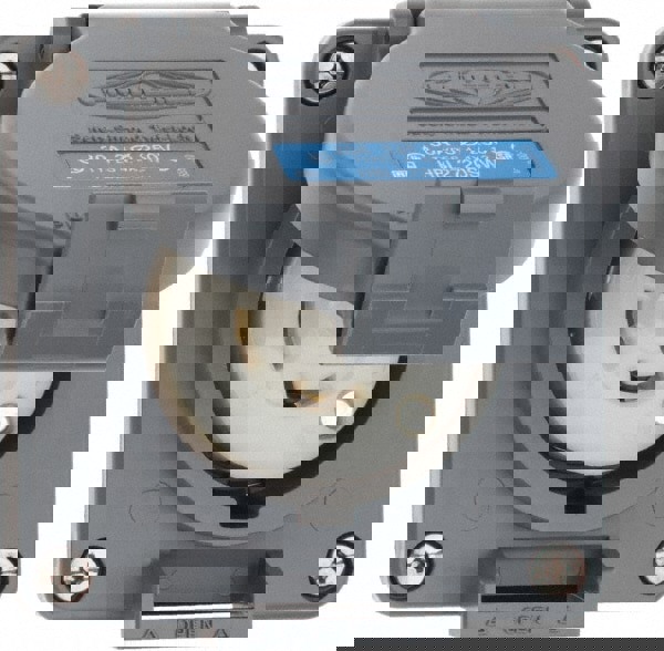 250 VAC, 30 Amp, L15-30R NEMA, Self Grounding Receptacle